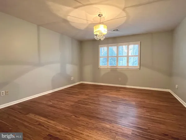 $2,300 | 330 Parkwood Drive, Chambersburg, PA 17201
