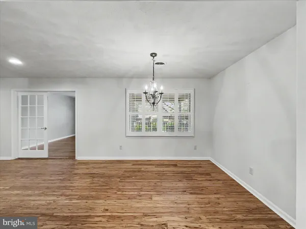 $2,300 | 330 Parkwood Drive, Chambersburg, PA 17201