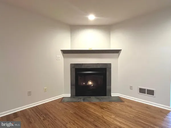 $2,300 | 330 Parkwood Drive, Chambersburg, PA 17201