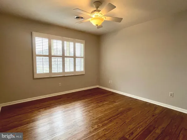 $2,300 | 330 Parkwood Drive, Chambersburg, PA 17201