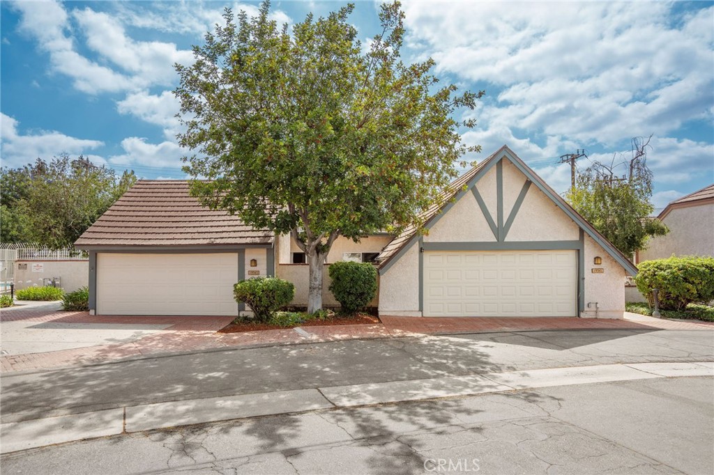 1934 Suntree Lane, Unit B Simi Valley, CA 93063 - Photo 34 of 35