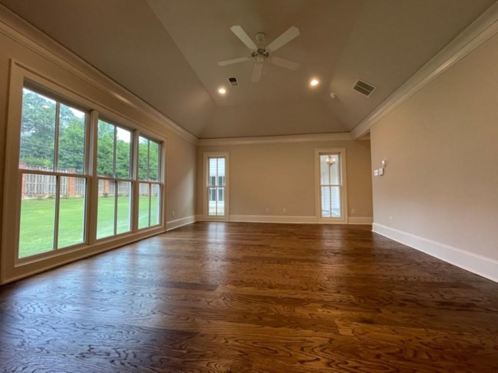478 Greenfield Road Memphis, TN 38117 - Photo 12 of 25 Gallery Image 12