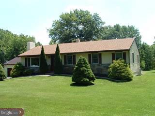 4762 Stump Road Pipersville, PA 18947 - Photo 1 of 6 Gallery Image 1