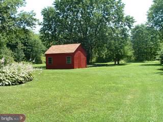 4762 Stump Road Pipersville, PA 18947 - Photo 3 of 6 Gallery Image 3