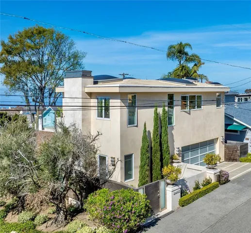 $8,450 | 31685 3rd Avenue, Laguna Beach, CA 92651