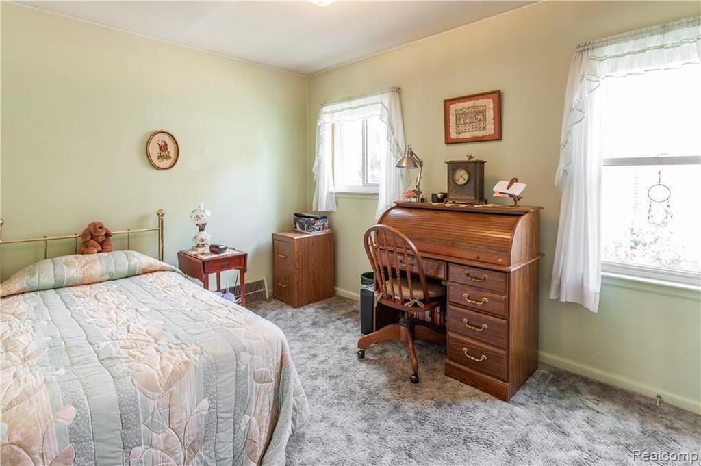 3514 Walnut Street Dearborn, MI 48124 - Photo 18 of 29