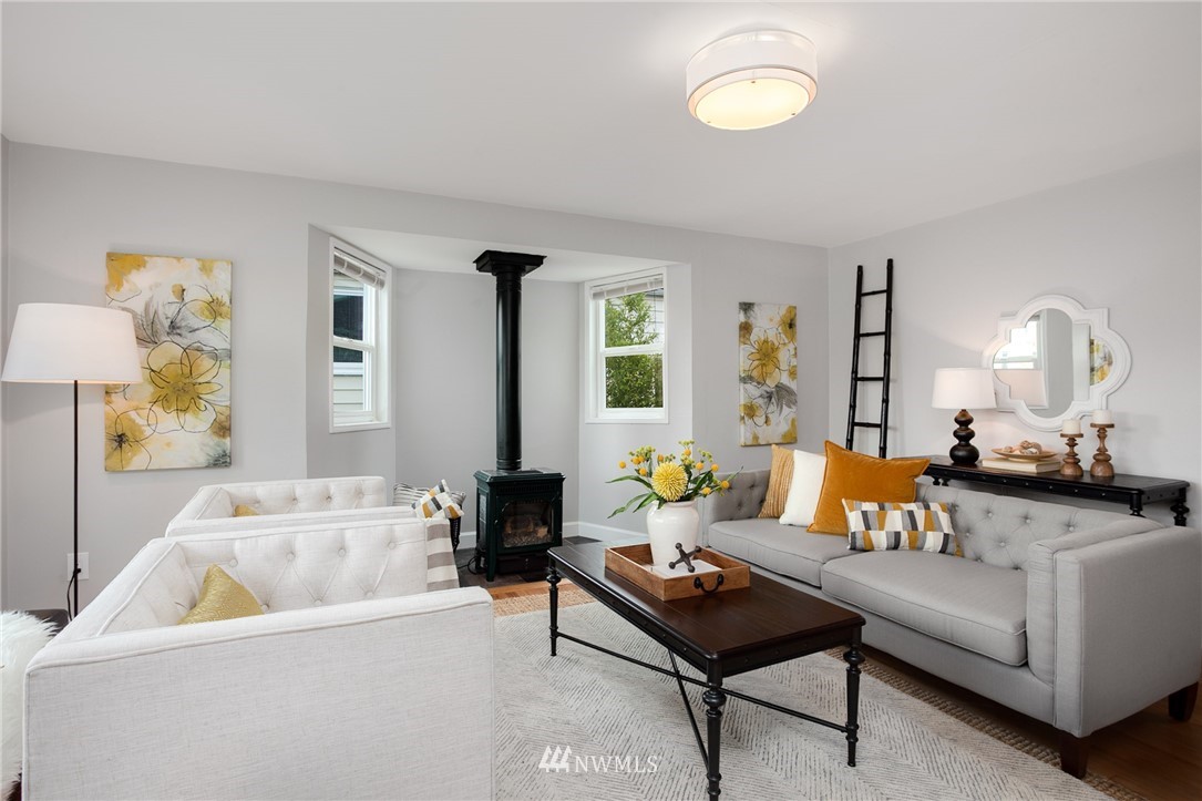 730 North 97th Street Seattle, WA 98103 - Photo 4 of 15 Gallery Image 4