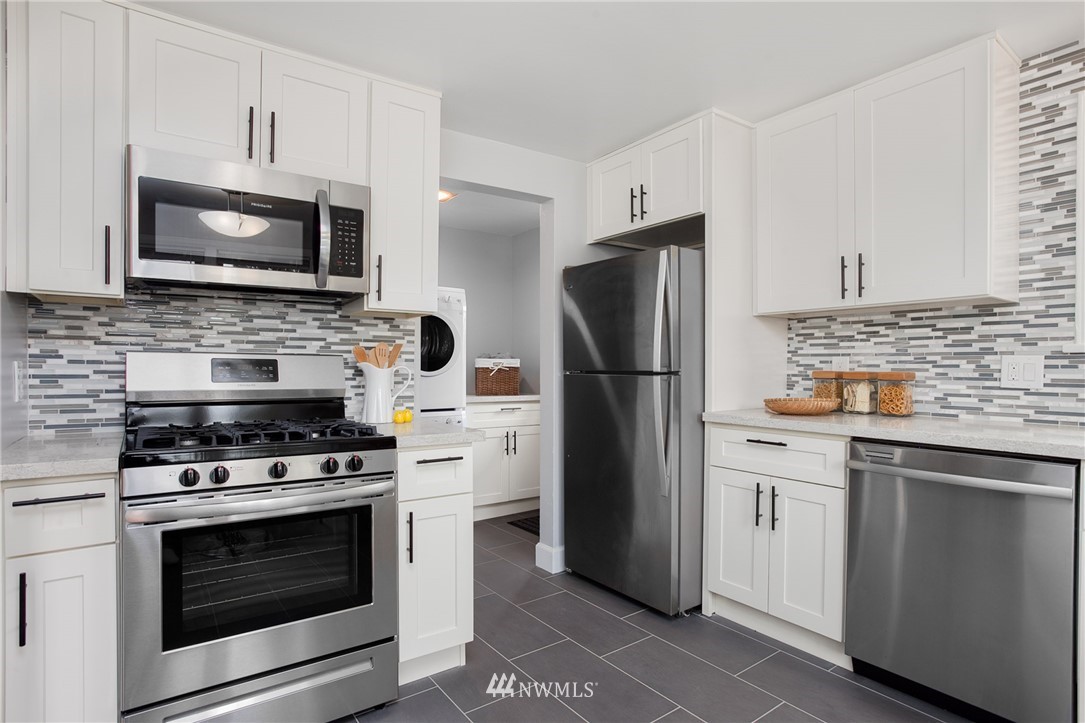 730 North 97th Street Seattle, WA 98103 - Photo 7 of 15 Gallery Image 7