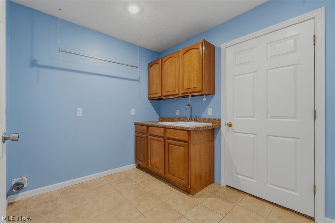 2575 Moody Ridge Road Vincent, OH 45784 - Photo 22 of 48 First floor laundry room connects to the garage