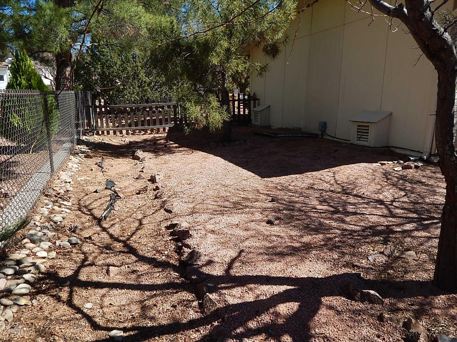 104 South Pinecrest Road Payson, AZ 85541 - Photo 14 of 17 Backyard