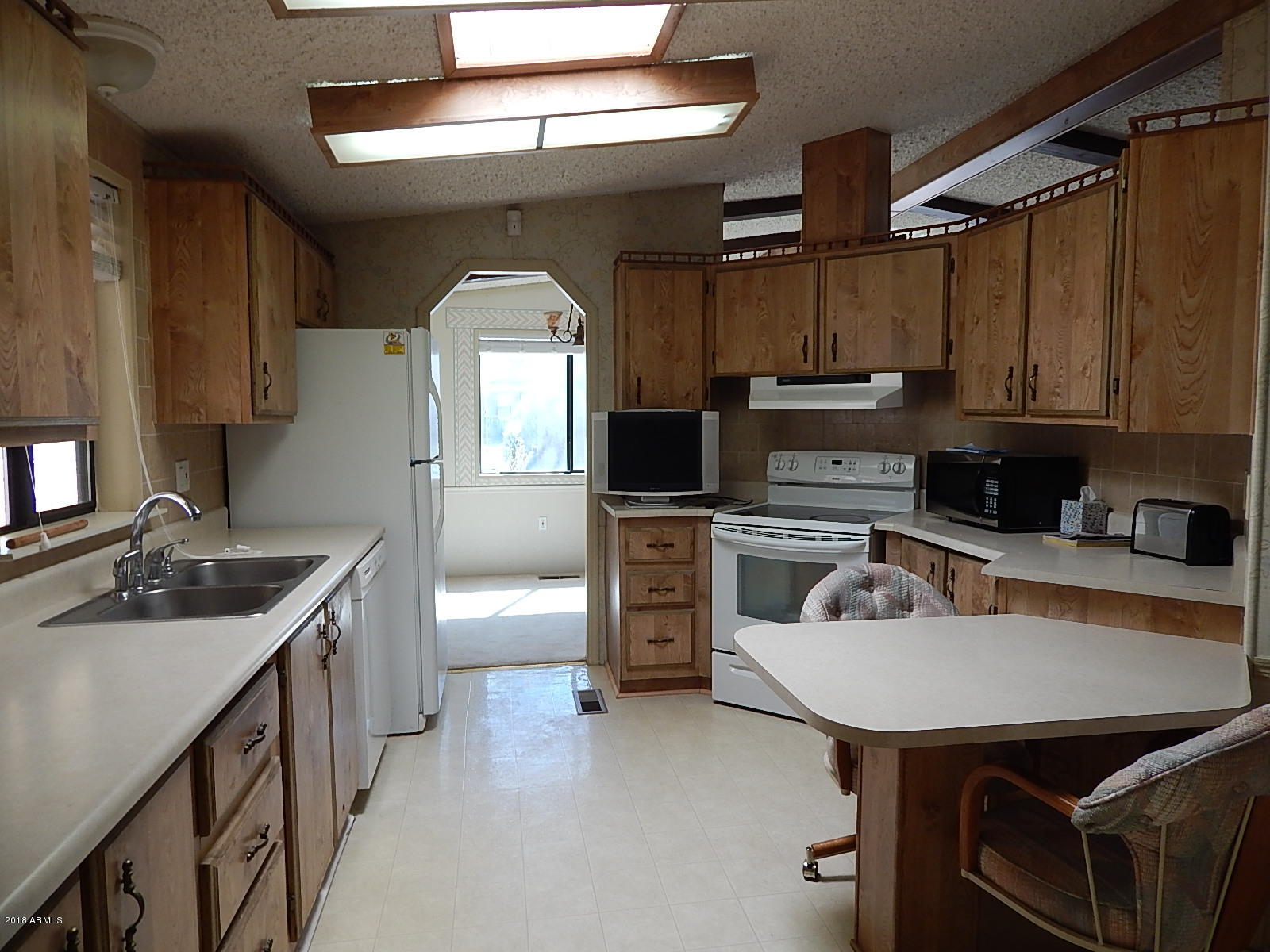 104 South Pinecrest Road Payson, AZ 85541 - Photo 2 of 17 Kitchen