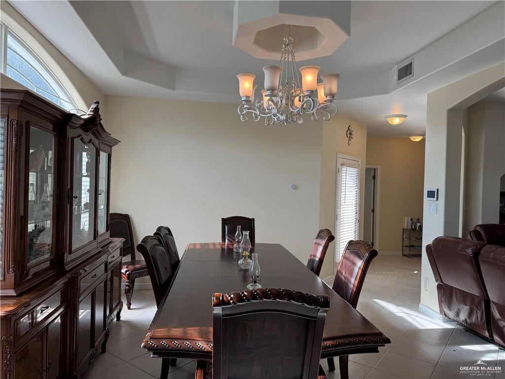 2600 Rhett Drive Pharr, TX 78577 - Photo 9 of 20 a view of a dining room with furniture