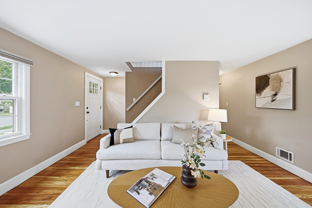 28 Myopia Road Stoneham, MA 02180 - Photo 10 of 42