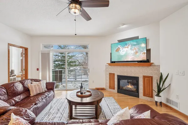 $439,900 | W11557 Island View Court, Lodi, WI 53555