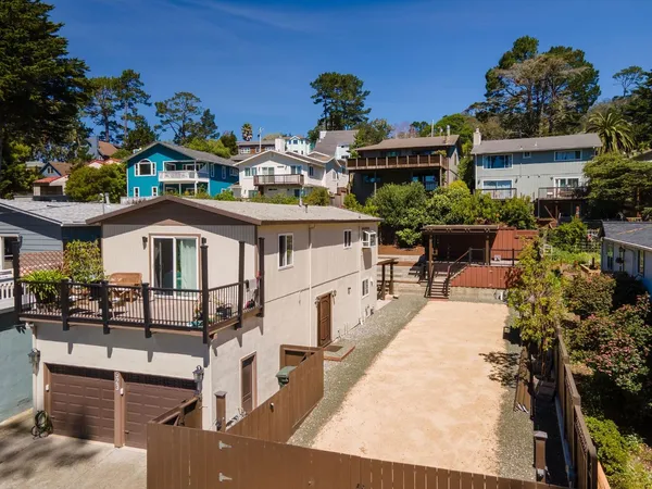 $2,099,000 | 523 The Alameda, El Granada, CA 94019