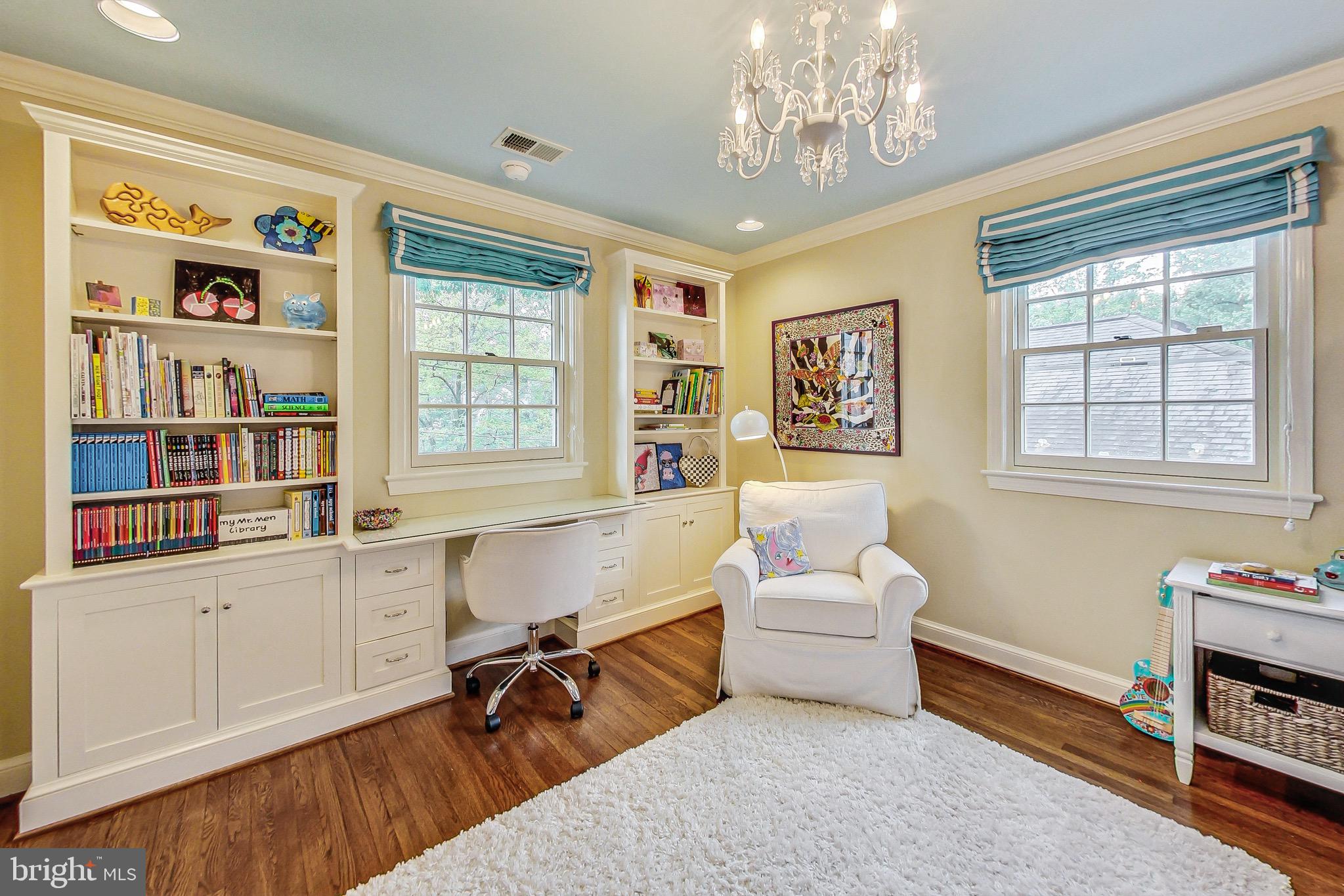4831 Calvert Street Northwest Washington, DC 20007 - Photo 29 of 44