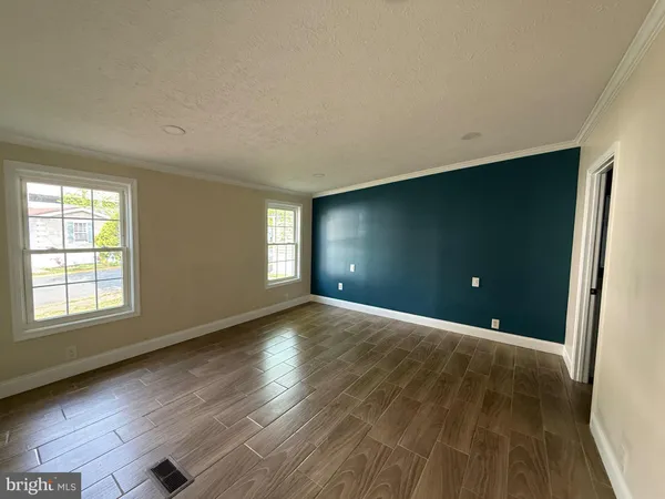 $159,900 | 104 Prince Charles Lane, Dumfries, VA 22026