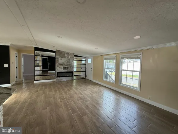 $159,900 | 104 Prince Charles Lane, Dumfries, VA 22026