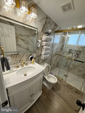 $159,900 | 104 Prince Charles Lane, Dumfries, VA 22026