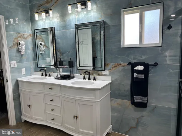 $159,900 | 104 Prince Charles Lane, Dumfries, VA 22026