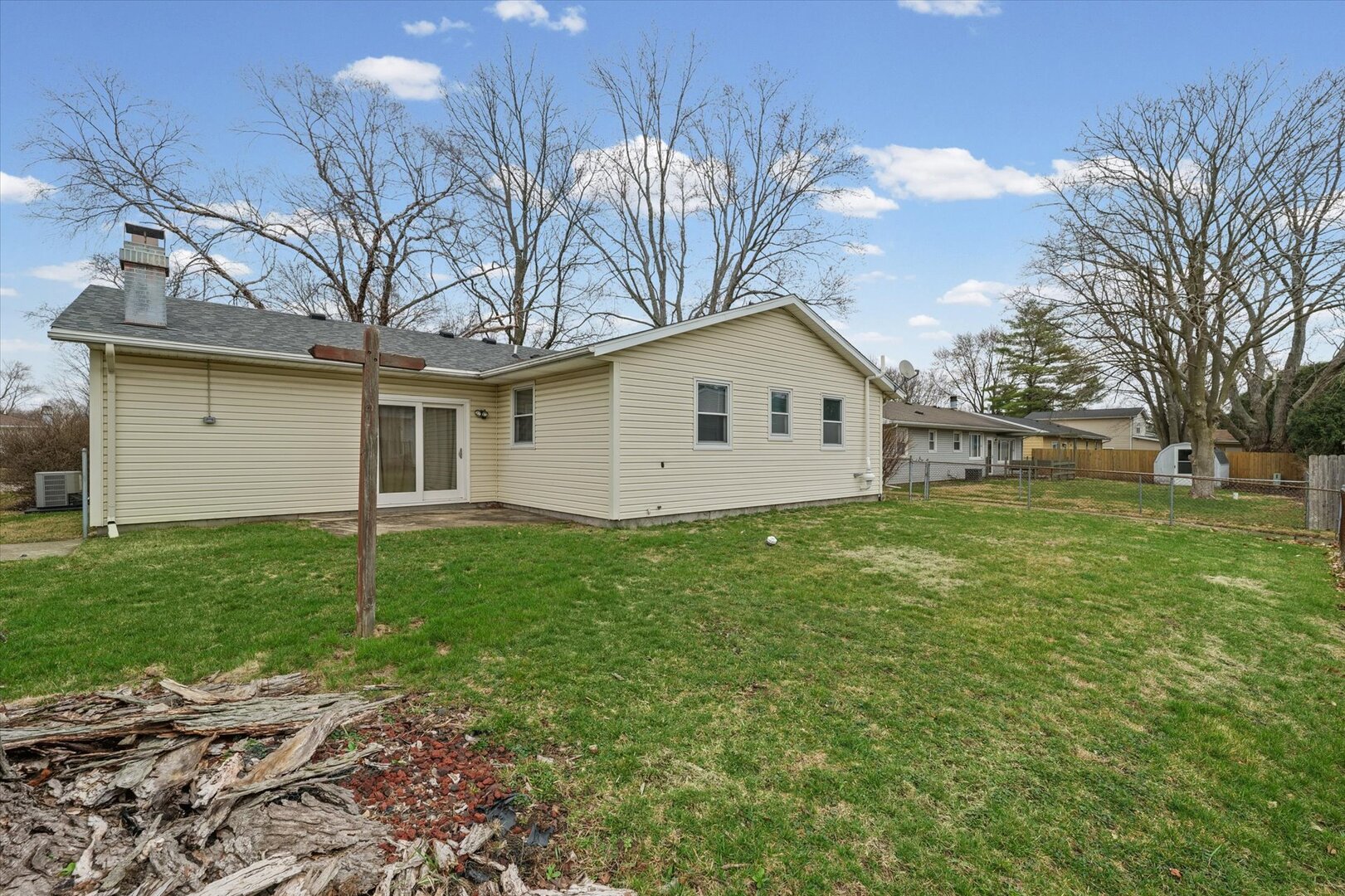 2307 Branch Road Champaign, IL 61821 - Photo 30 of 33 Gallery Image 30