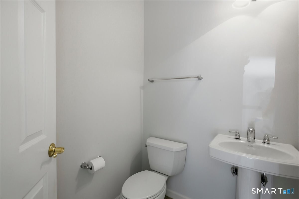 11 Mercy Street, Unit 11 Danbury, CT 06810 - Photo 8 of 30