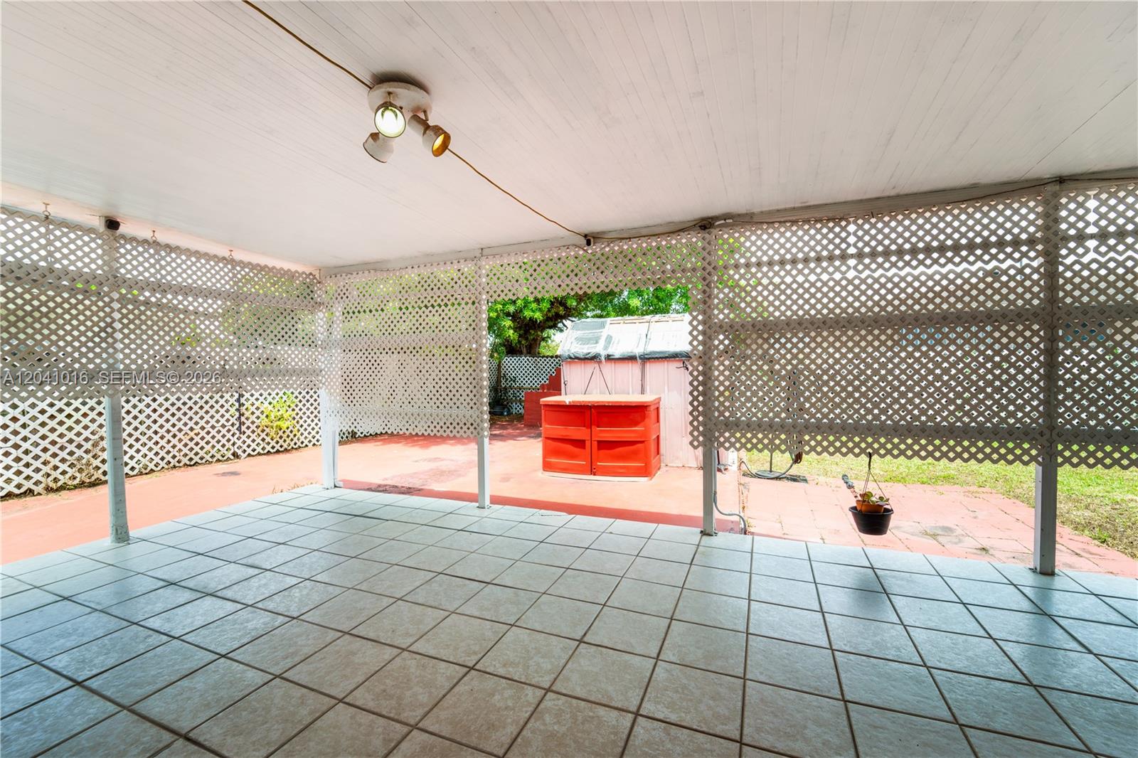 11941 Southwest 4th Street Miami, FL 33184 - Photo 26 of 40