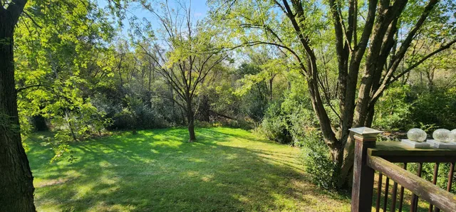 $405,000 | 647 Stagecoach Road, Mantorville, MN 55955