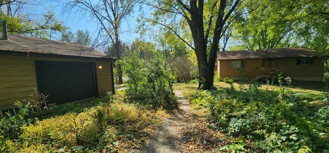 $405,000 | 647 Stagecoach Road, Mantorville, MN 55955