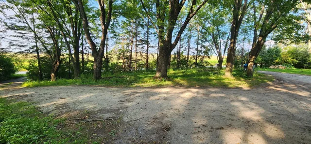 $405,000 | 647 Stagecoach Road, Mantorville, MN 55955