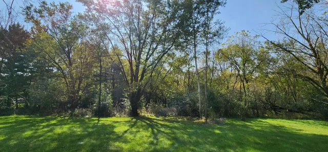 $405,000 | 647 Stagecoach Road, Mantorville, MN 55955