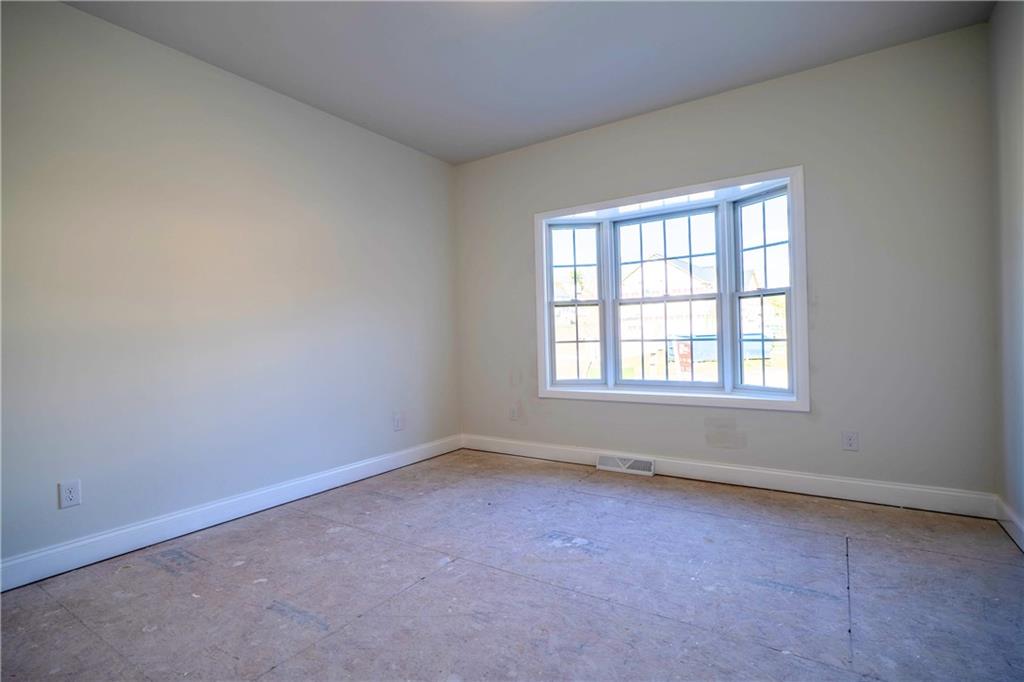 306 Hunters Crossing Canonsburg, PA 15317 - Photo 22 of 28
