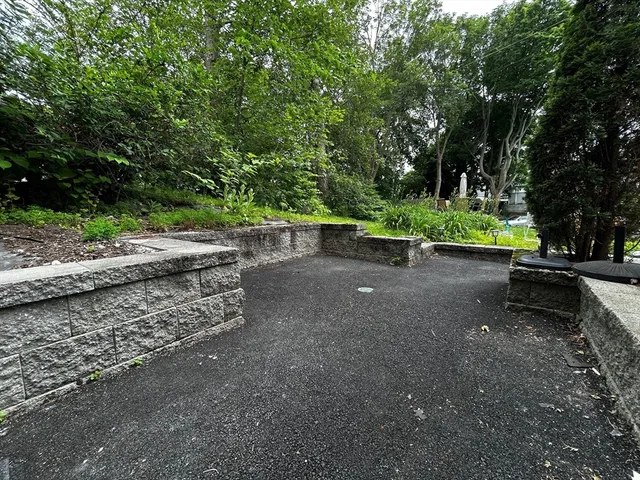 $2,200 | 55 Hale Street, Unit B, Beverly, MA 01915