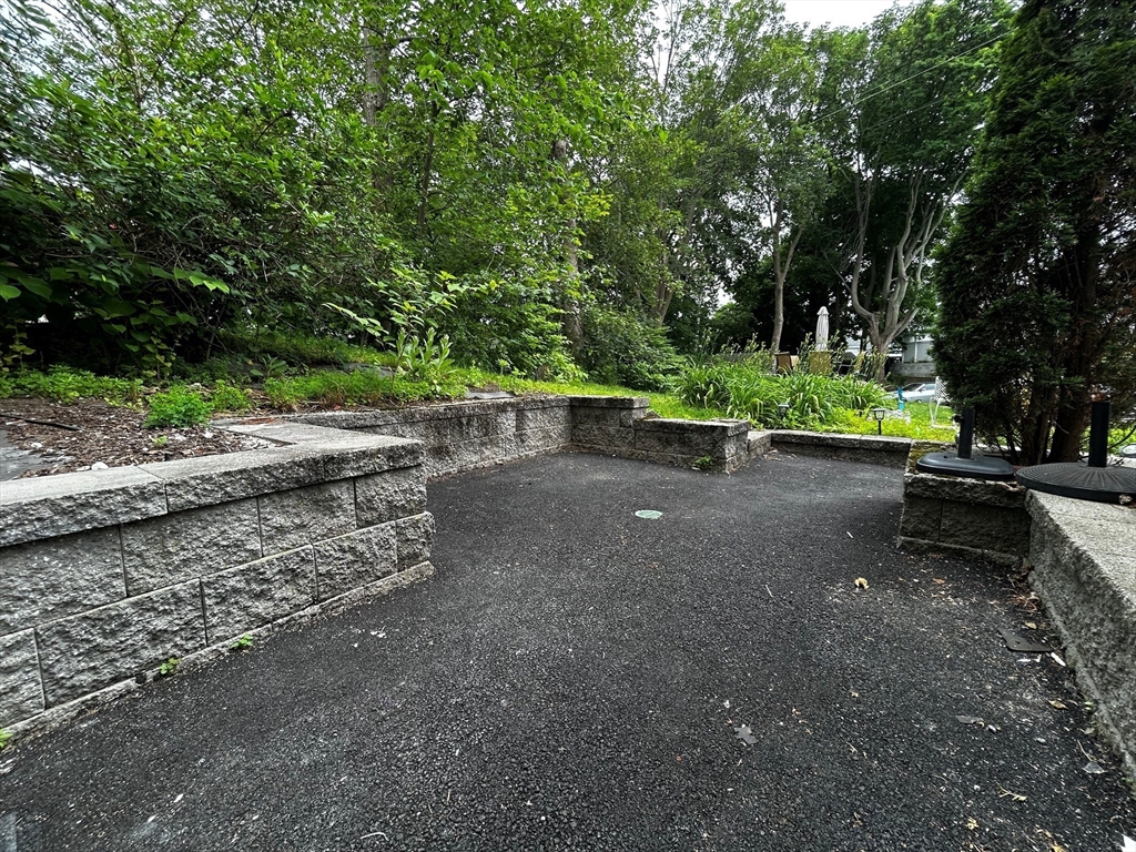 55 Hale Street, Unit B Beverly, MA 01915 - Photo 4 of 15