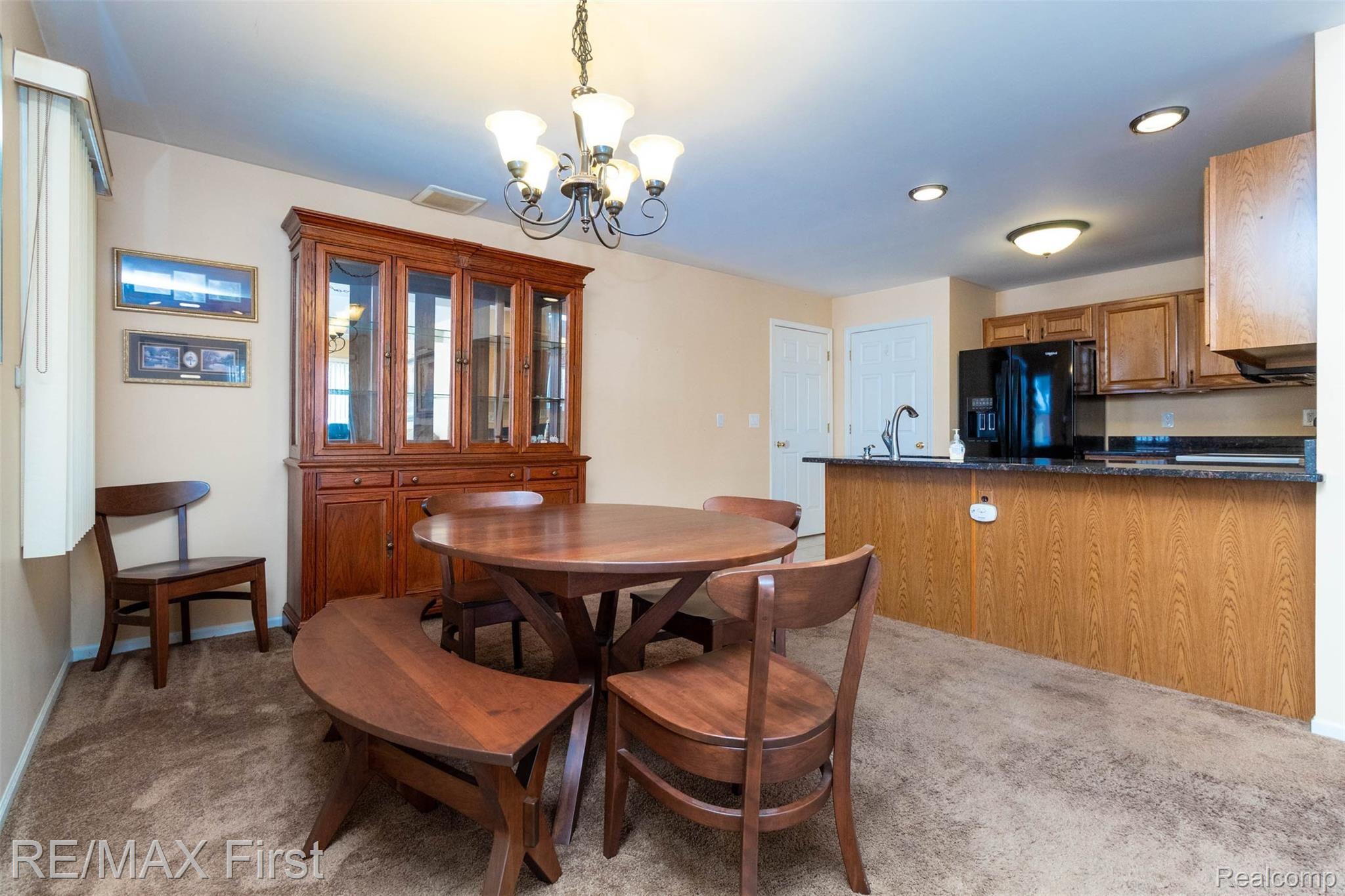 16683 Country Ridge Court Macomb, MI 48044 - Photo 8 of 35 interior (5).jpg