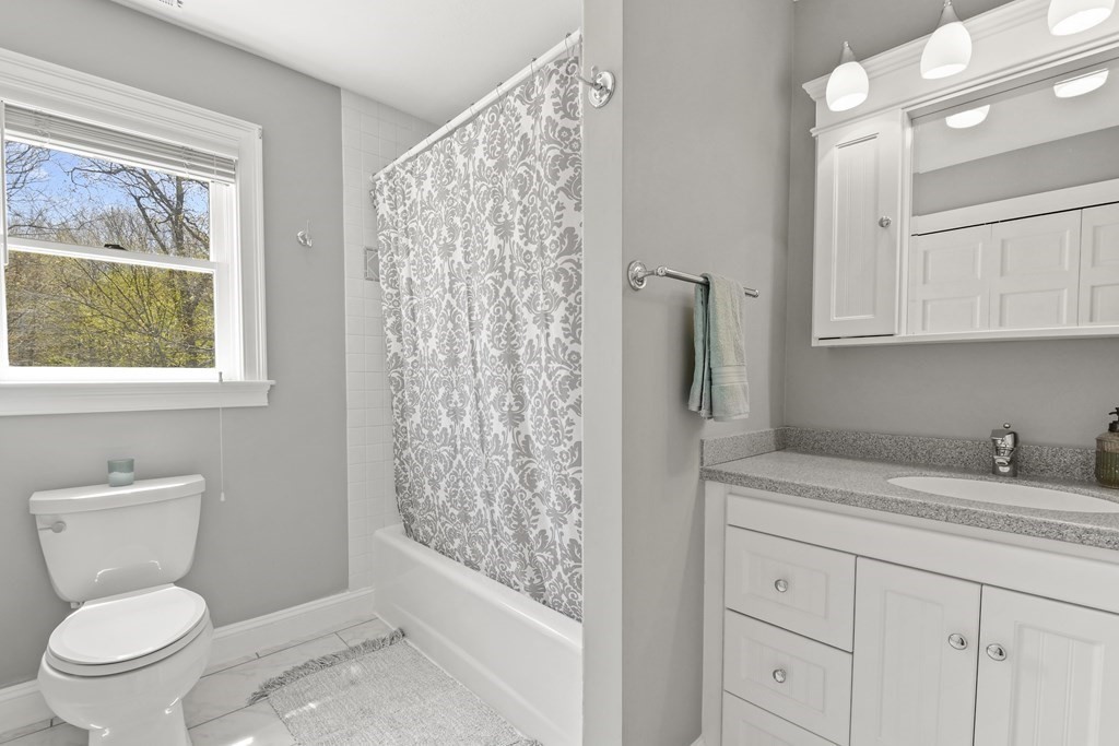 402 Lowell Road Groton, MA 01450 - Photo 20 of 37