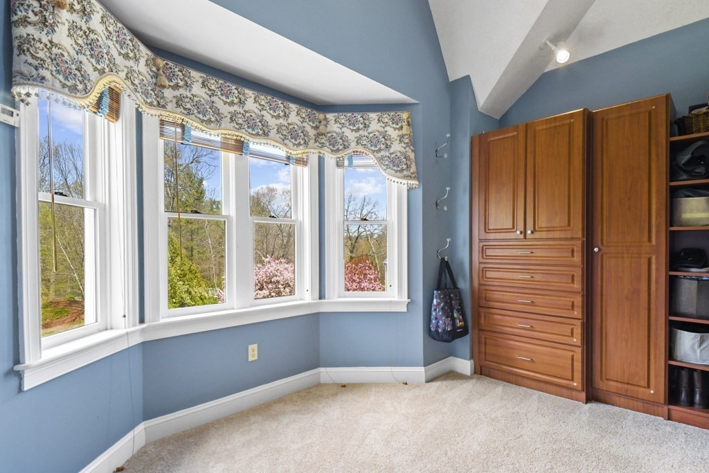 402 Lowell Road Groton, MA 01450 - Photo 23 of 37