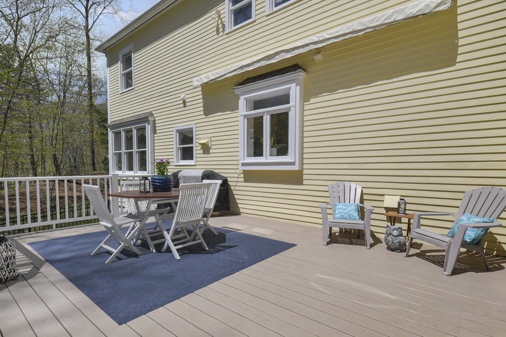 402 Lowell Road Groton, MA 01450 - Photo 30 of 37