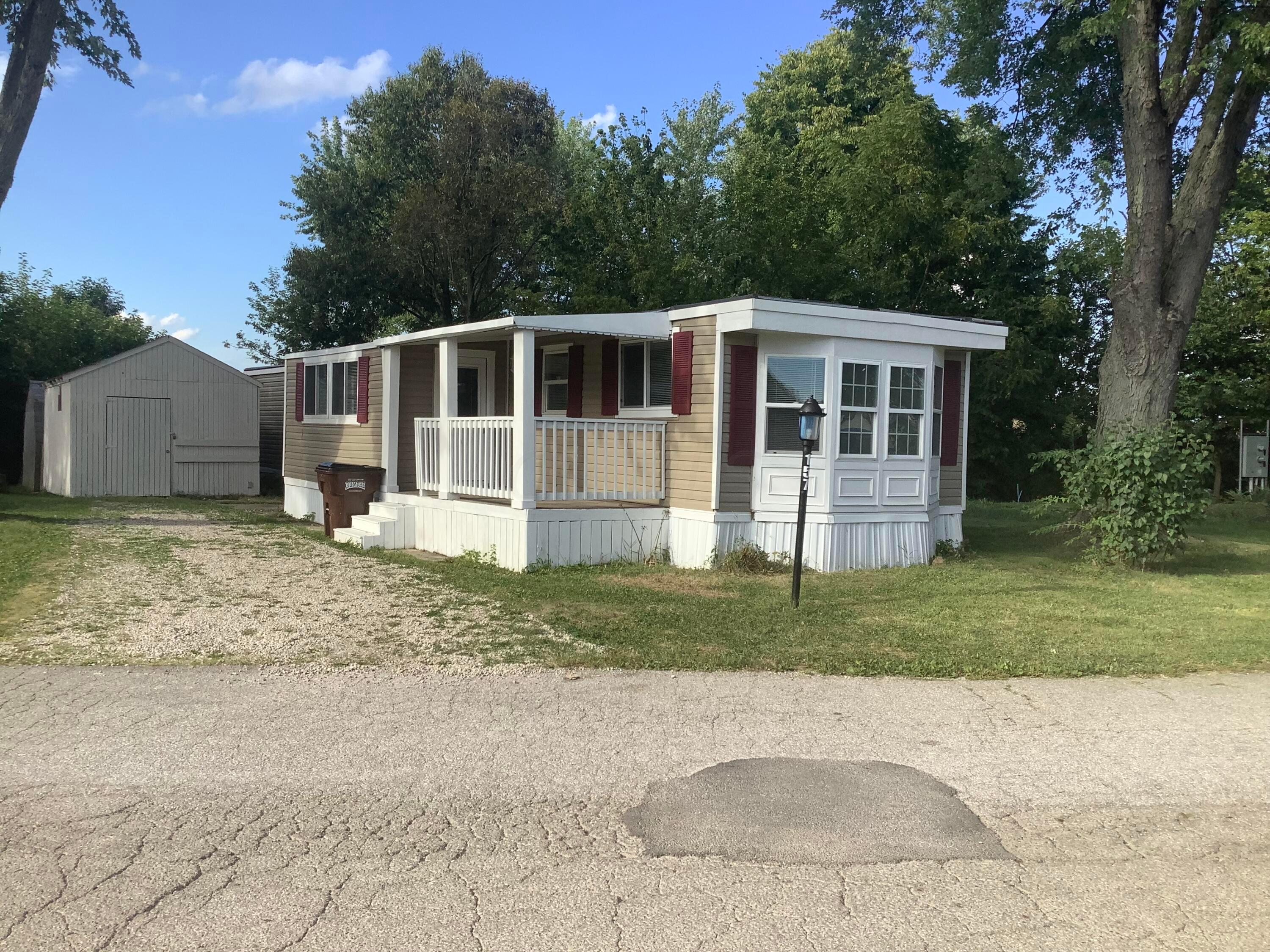 8565 Smith-Calhoun Road, Unit 157 Plain City, OH 43064 - Photo 1 of 17 IMG_3921