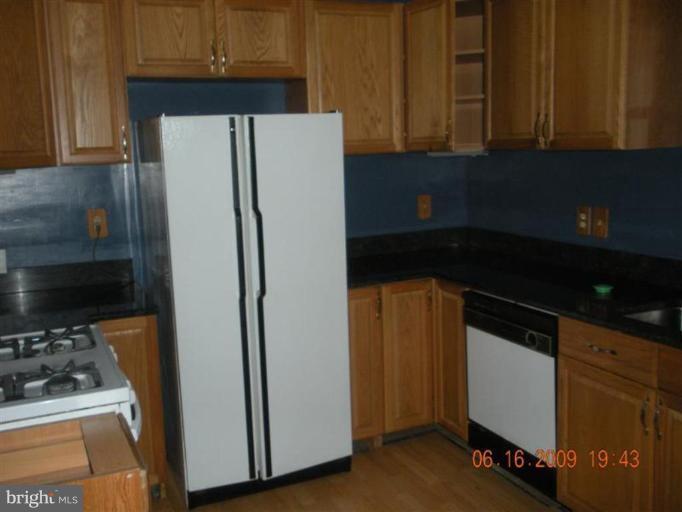 2315 R Street Southeast Washington, DC 20020 - Photo 2 of 14 Kitchen