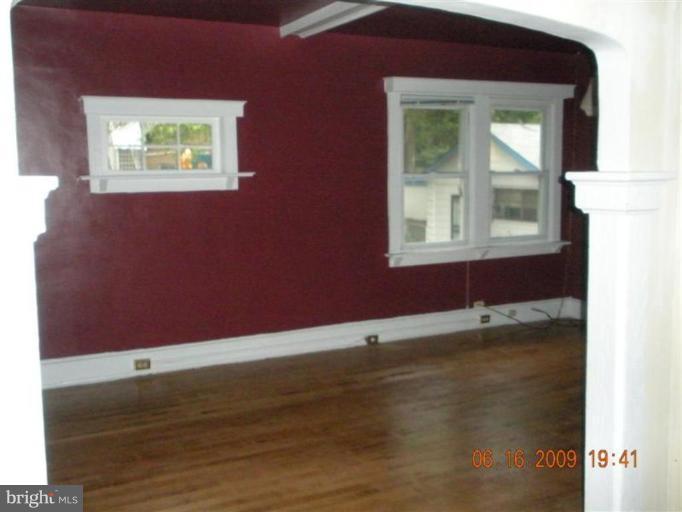 2315 R Street Southeast Washington, DC 20020 - Photo 13 of 14 Living Room