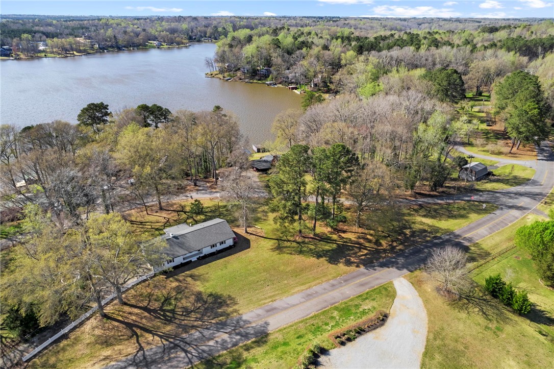 1410 Lakeside Drive Anderson, SC 29621 - Photo 5 of 31 Gallery Image 5