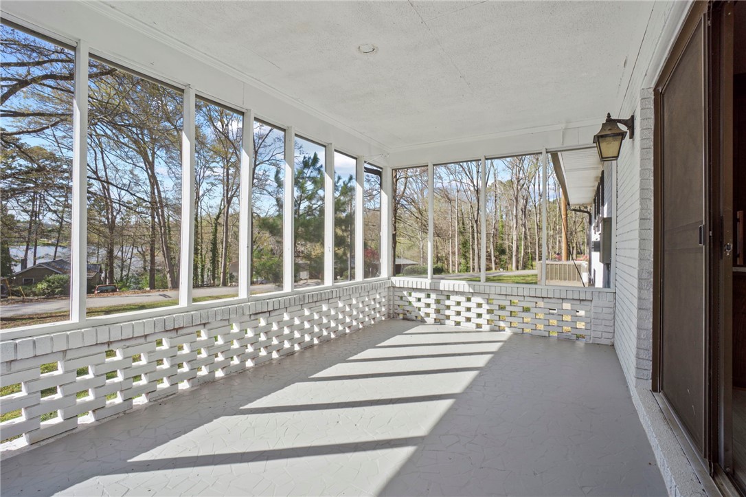 1410 Lakeside Drive Anderson, SC 29621 - Photo 6 of 31 Gallery Image 6