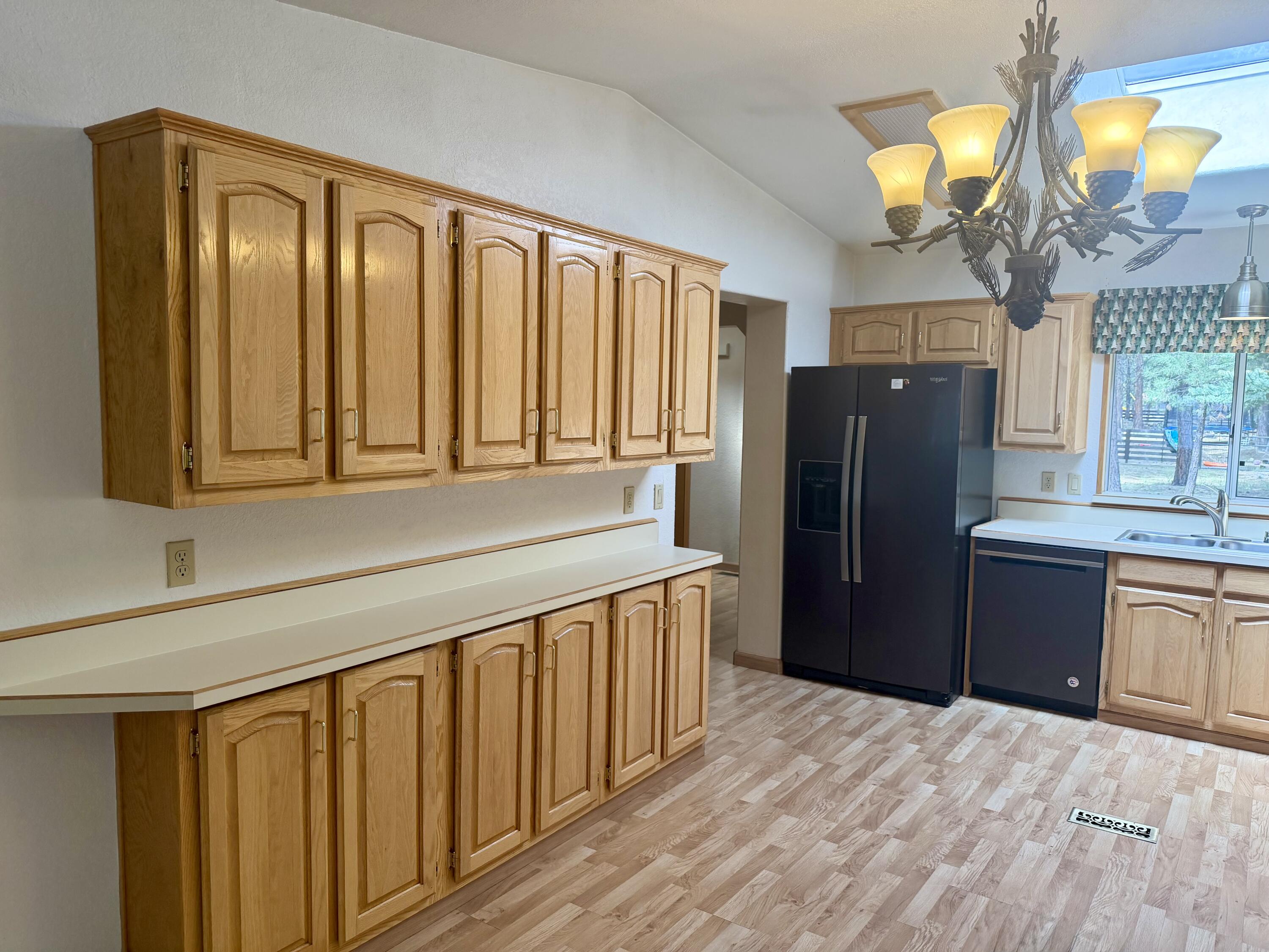 52141 Foxtail Road La Pine, OR 97739 - Photo 12 of 30 IMG_1850