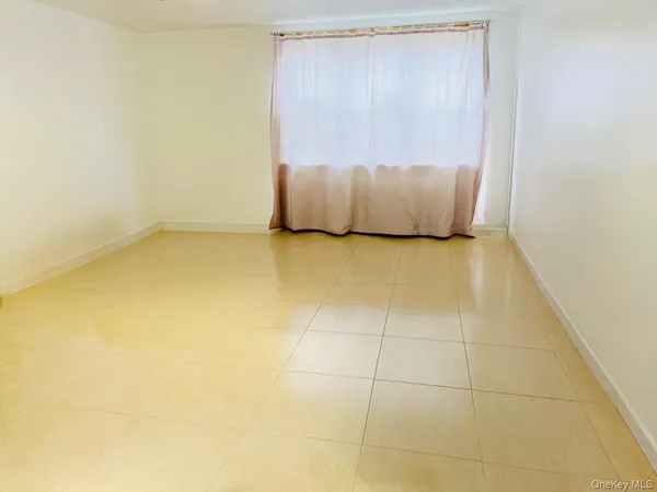 $500,000 | 80-06 47th Avenue, Unit 1A ONE PARKING SPOT | Elmhurst