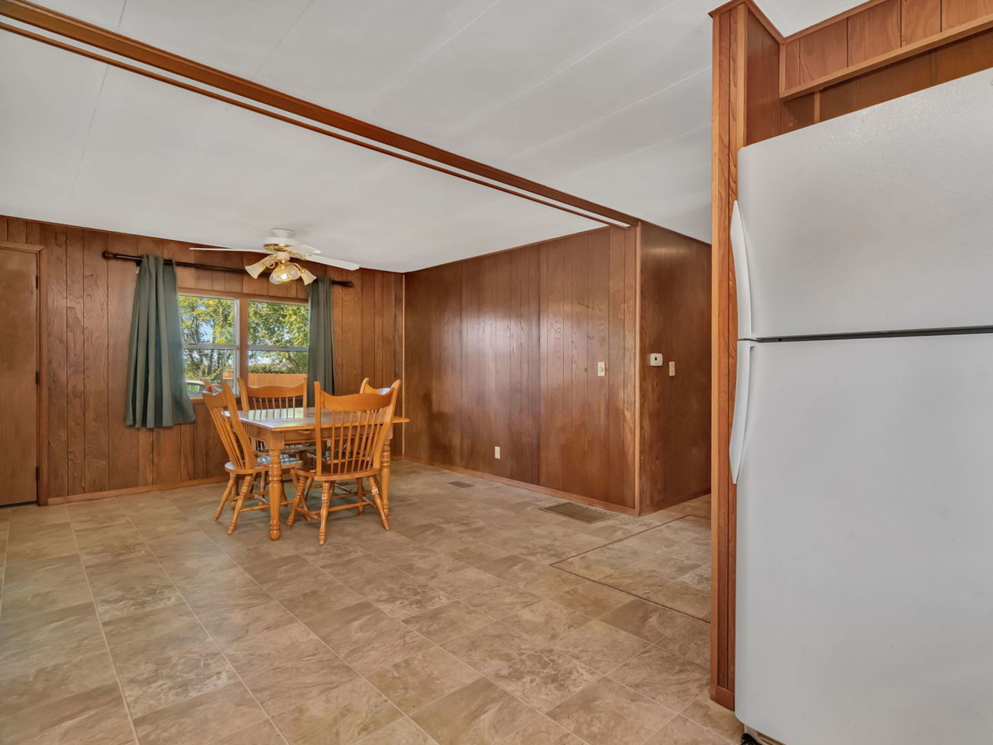 304 South East Street Gardner, IL 60424 - Photo 11 of 30