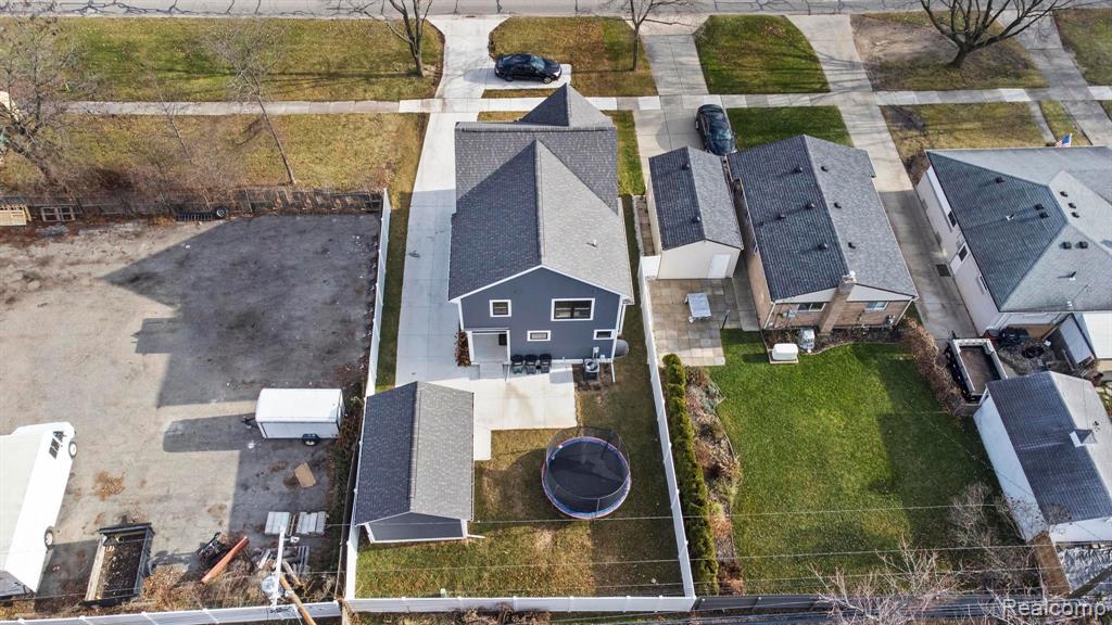 831 North Campbell Road Royal Oak, MI 48067 - Photo 32 of 34