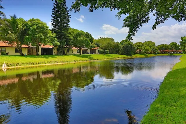 $330,000 | 6616 North Parkway Drive, Unit 6616, Pompano Beach, FL 33068