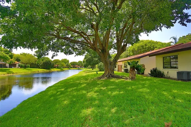 $330,000 | 6616 North Parkway Drive, Unit 6616, Pompano Beach, FL 33068