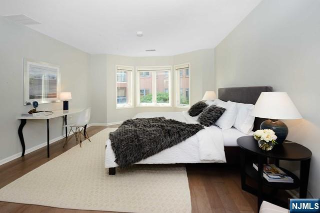 307 Adams Court, Unit 307 Edgewater, NJ 07020 - Photo 10 of 24